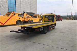 延安非事故拖车